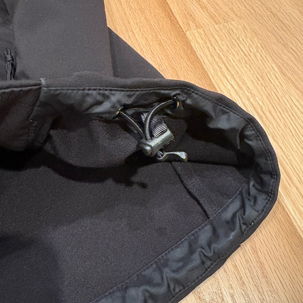 Helly Hansen Softshell Vest Size L. Wind Resistant - image 7